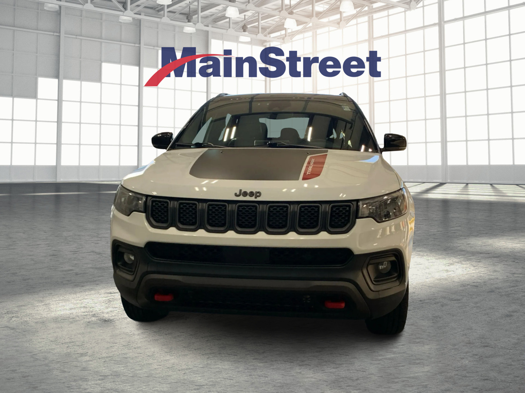 2023 Jeep Compass Trailhawk photo 4