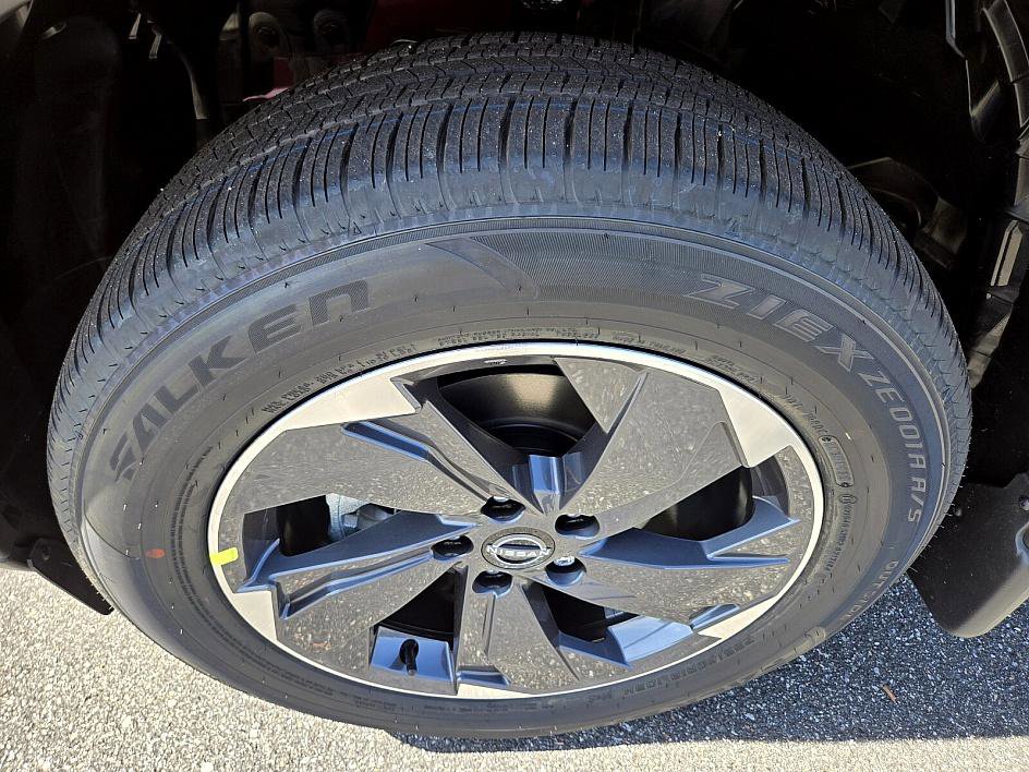 2026 Nissan Rogue SV photo 14