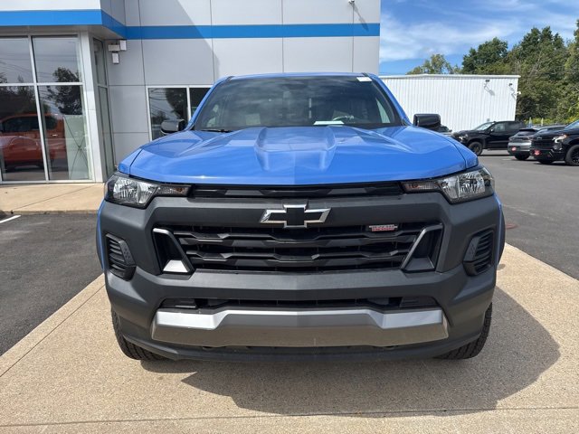 2026 Chevrolet Colorado Trail Boss photo 2