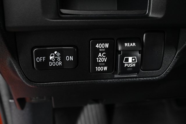 2017 Toyota Tacoma TRD Off-Road photo 4