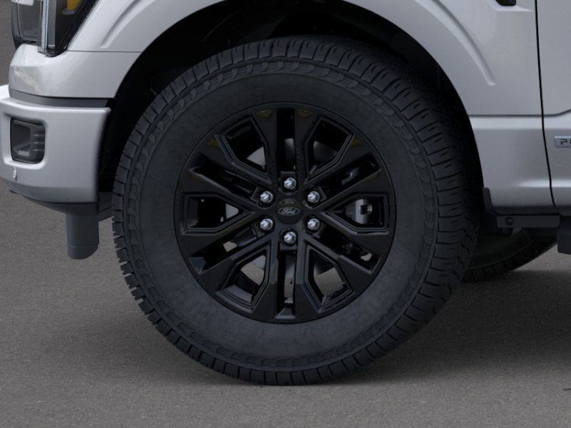 2025 Ford F-150 Lariat photo 17