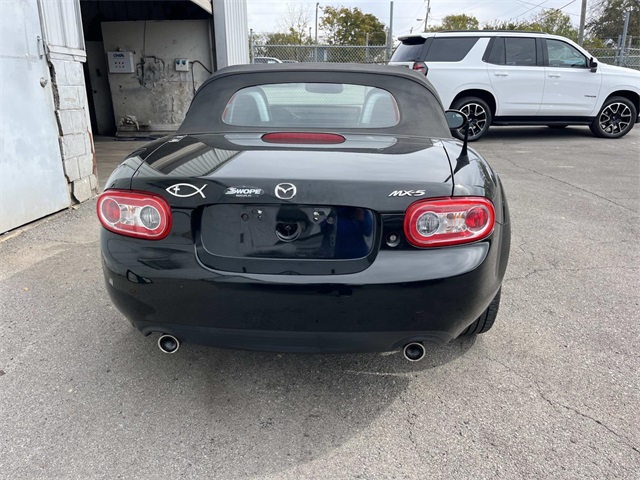 2012 Mazda MX-5 Miata Miata Touring photo 4