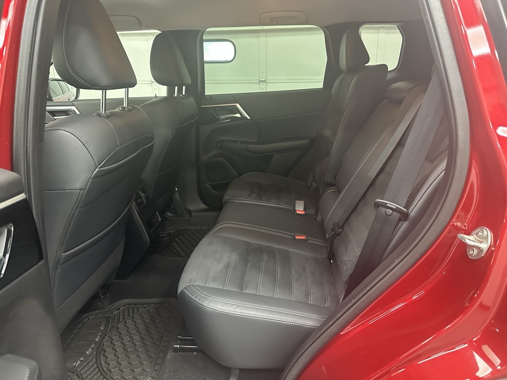 2022 Mitsubishi Outlander SE photo 15