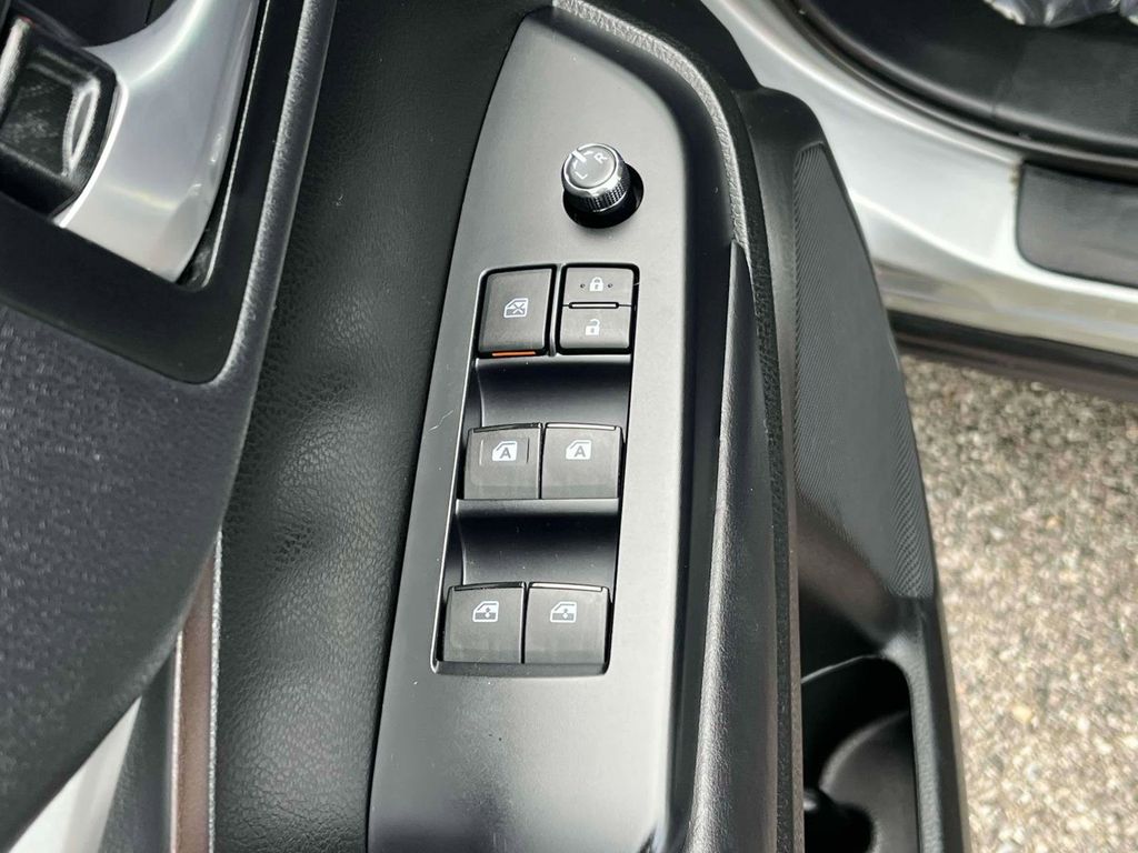 2019 Toyota Highlander XLE photo 13