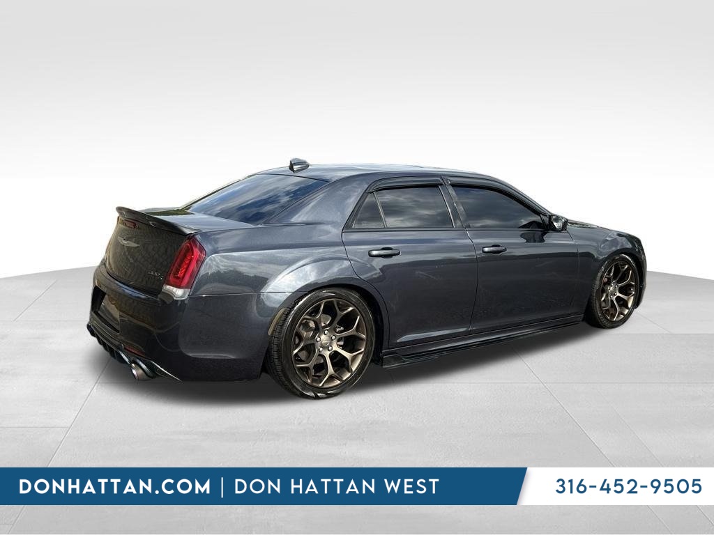 2019 Chrysler 300 S photo 3