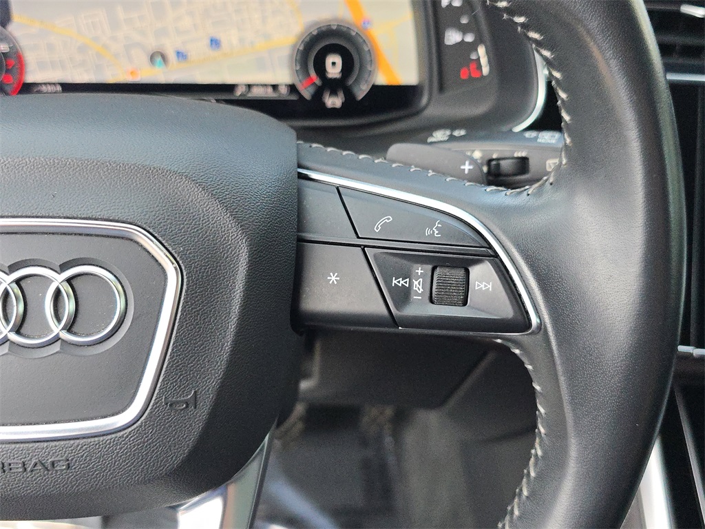 2019 Audi Q8 line Premium Plus photo 22