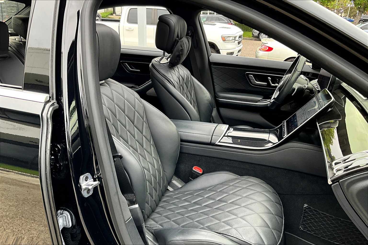 2022 Mercedes Benz S 580 4MATIC photo 7