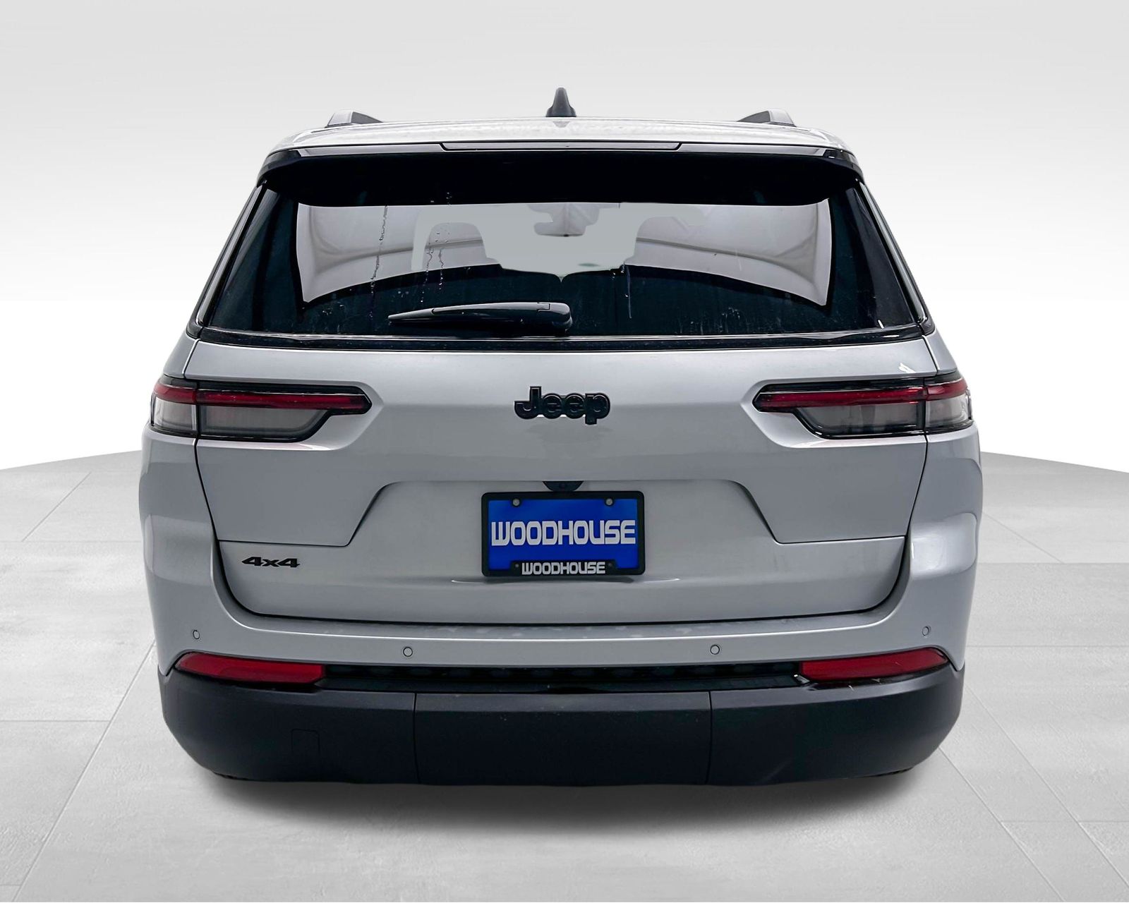 2025 Jeep Grand Cherokee Altitude photo 6