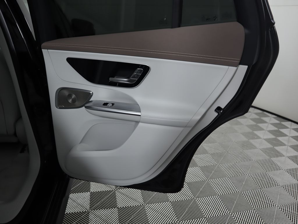 2026 Mercedes Benz EQE SUV photo 24