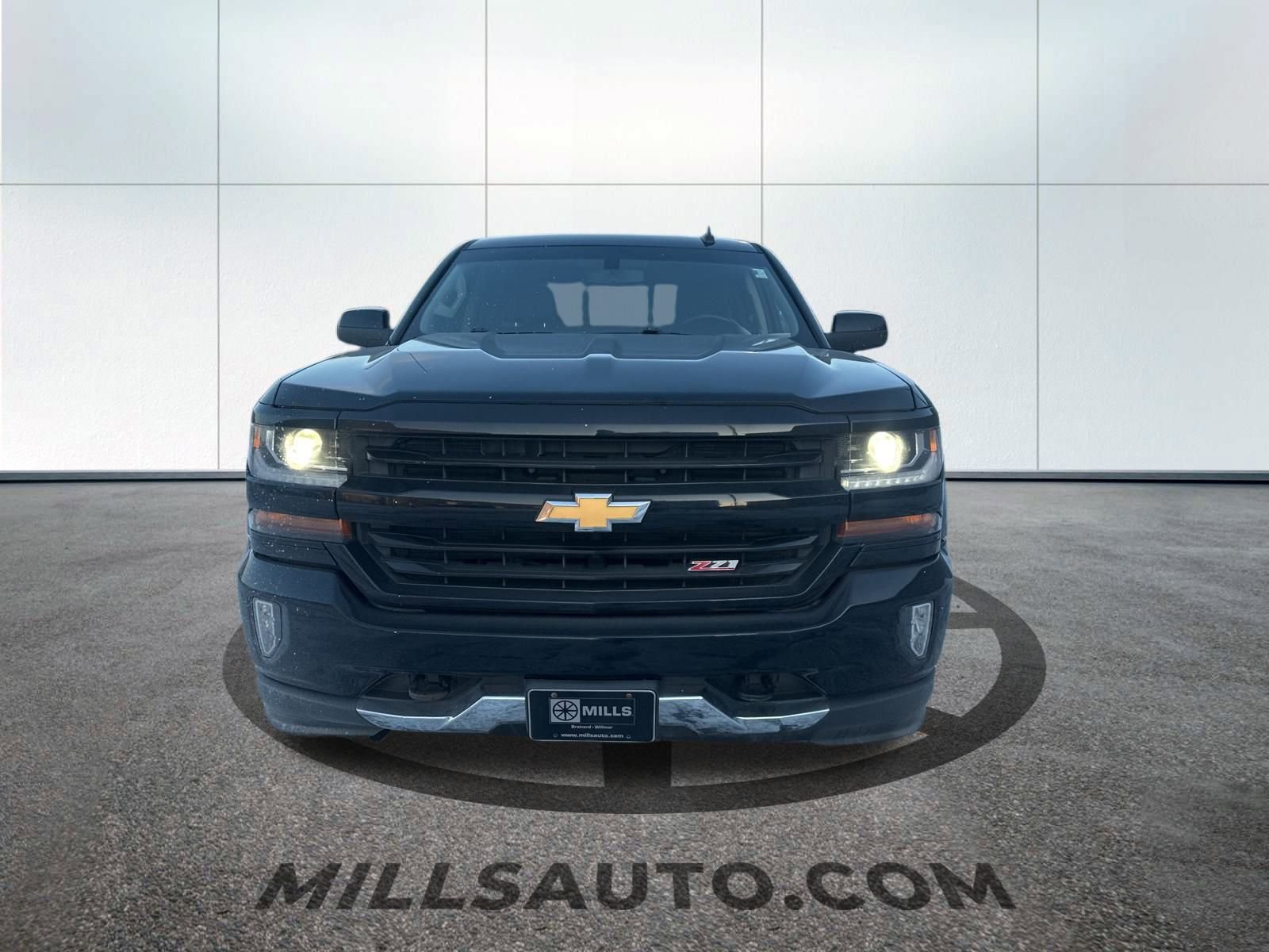 Used 2018 Chevrolet Silverado 1500 LT with VIN 1GCVKREC2JZ373142 for sale in Baxter, Minnesota
