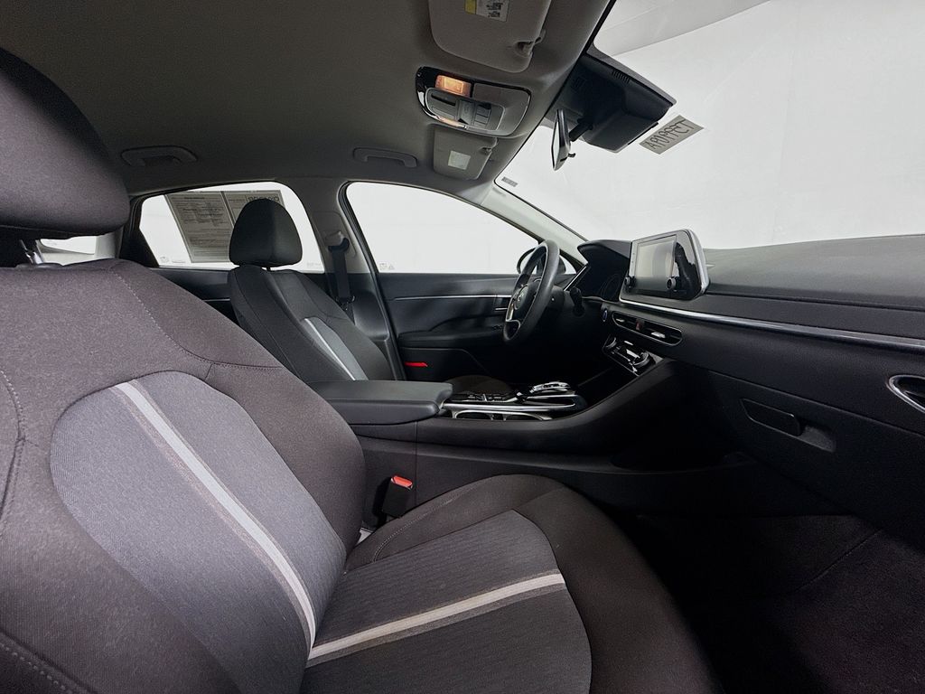 2020 Hyundai Sonata SEL photo 24