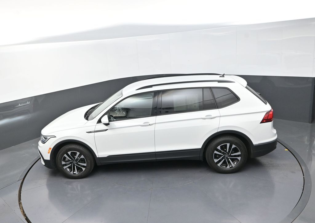 2024 Volkswagen Tiguan S photo 12