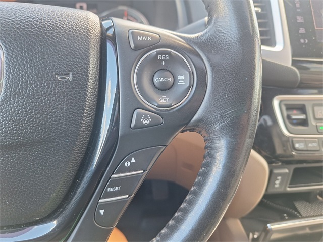 2019 Honda Ridgeline RTL-E photo 14