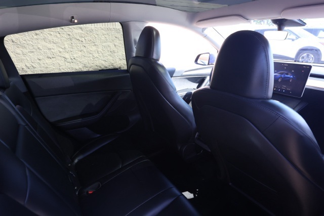 2023 Tesla Model Y Long Range photo 16