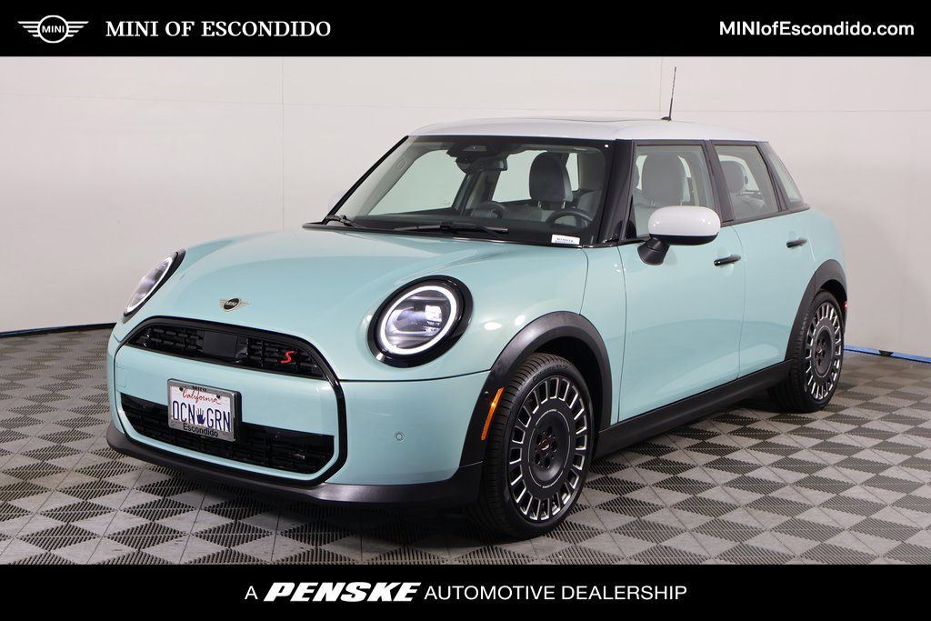 2025 MINI Hardtop 4 Door S's photo