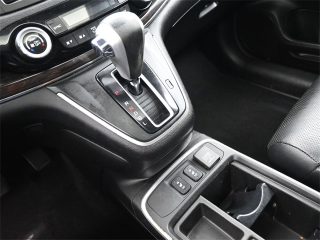 2015 Honda CR-V Touring photo 29