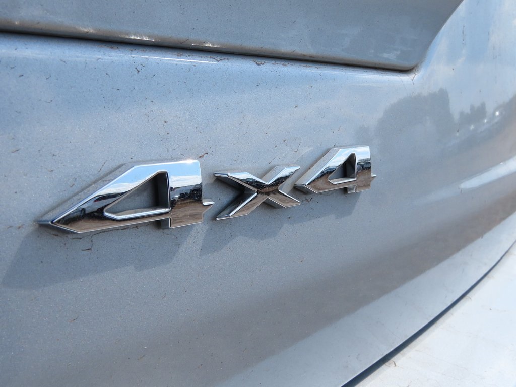 2023 Jeep Grand Cherokee Laredo X photo 12
