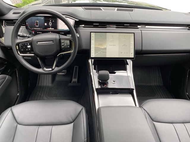 2025 Land Rover Range Rover Sport SE photo 9
