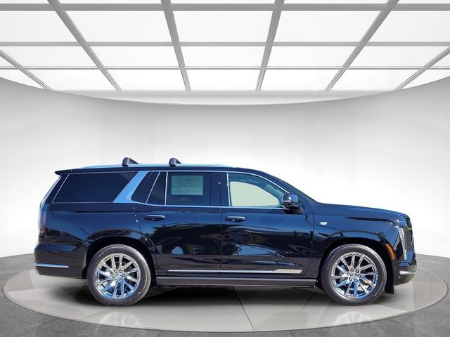 2025 Cadillac Escalade Premium Luxury photo 4