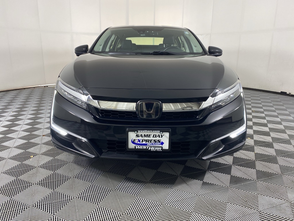 2018 Honda Clarity Plug-In Hybrid Touring photo 2