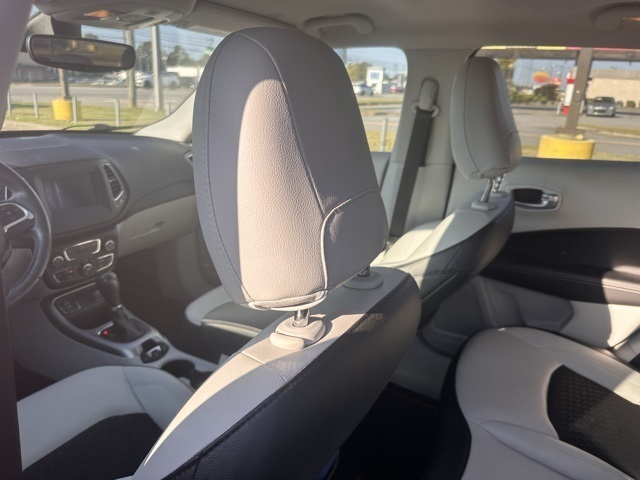 2019 Jeep Compass Latitude photo 14