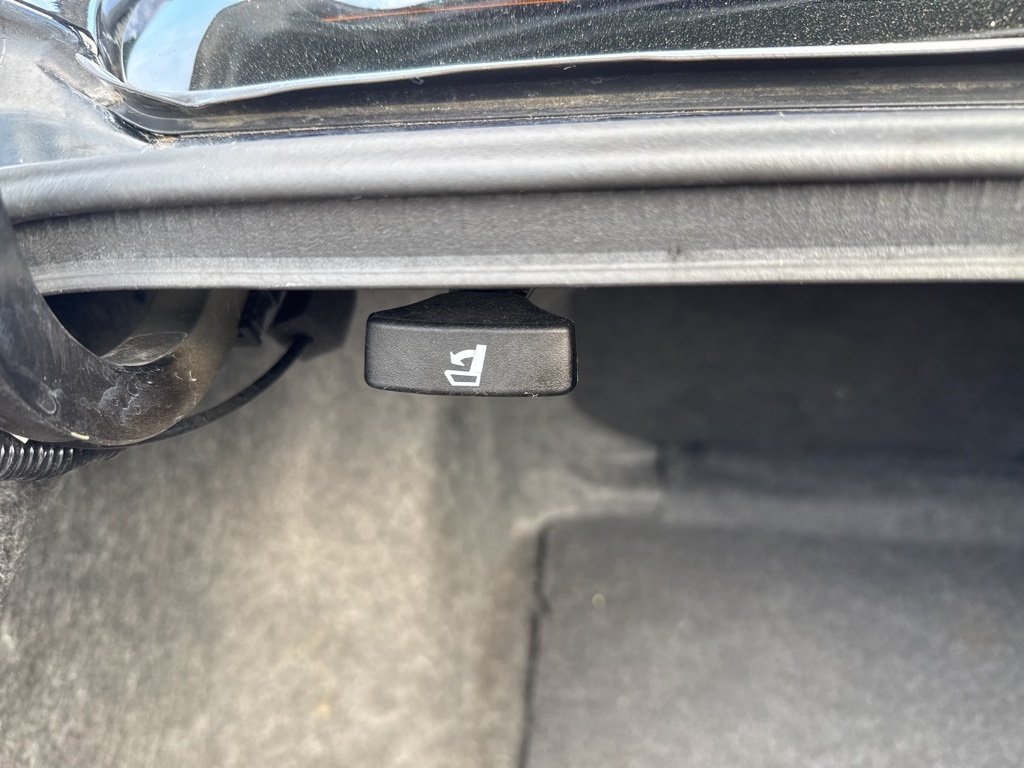 2017 Honda Civic Touring photo 19