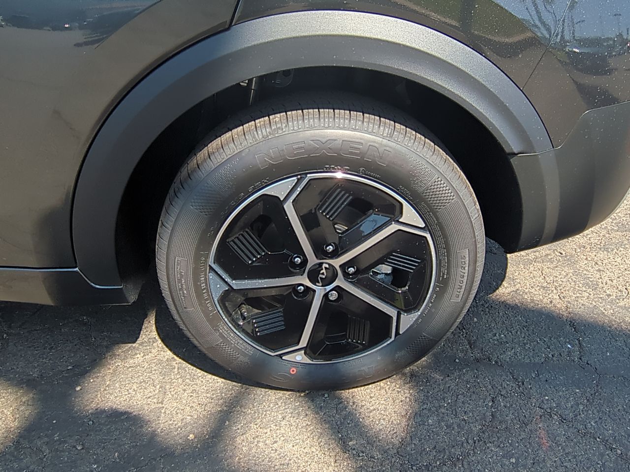 2025 Kia Niro EX photo 28