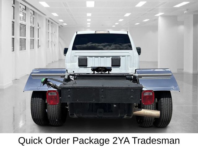 2022 Ram 3500 Tradesman photo 4