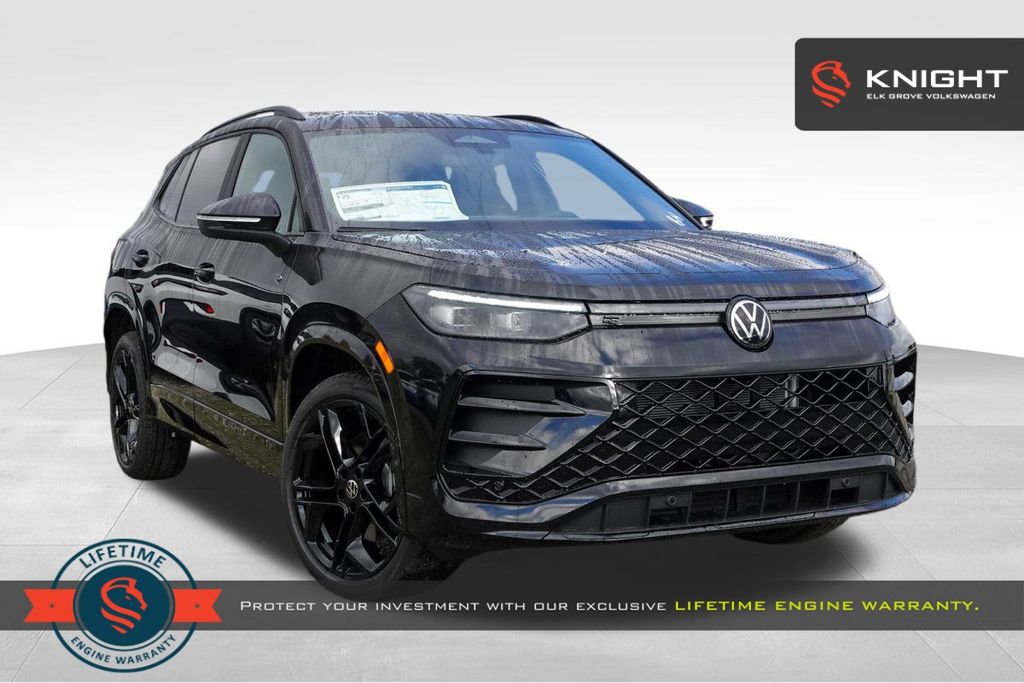 2026 Volkswagen Tiguan SE R-LINE BLACK's photo