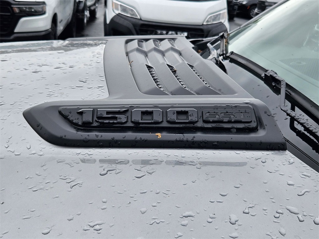 New 2025 Billet Silver Metallic Clear-Coat Exterior Paint RAM Laramie image 42