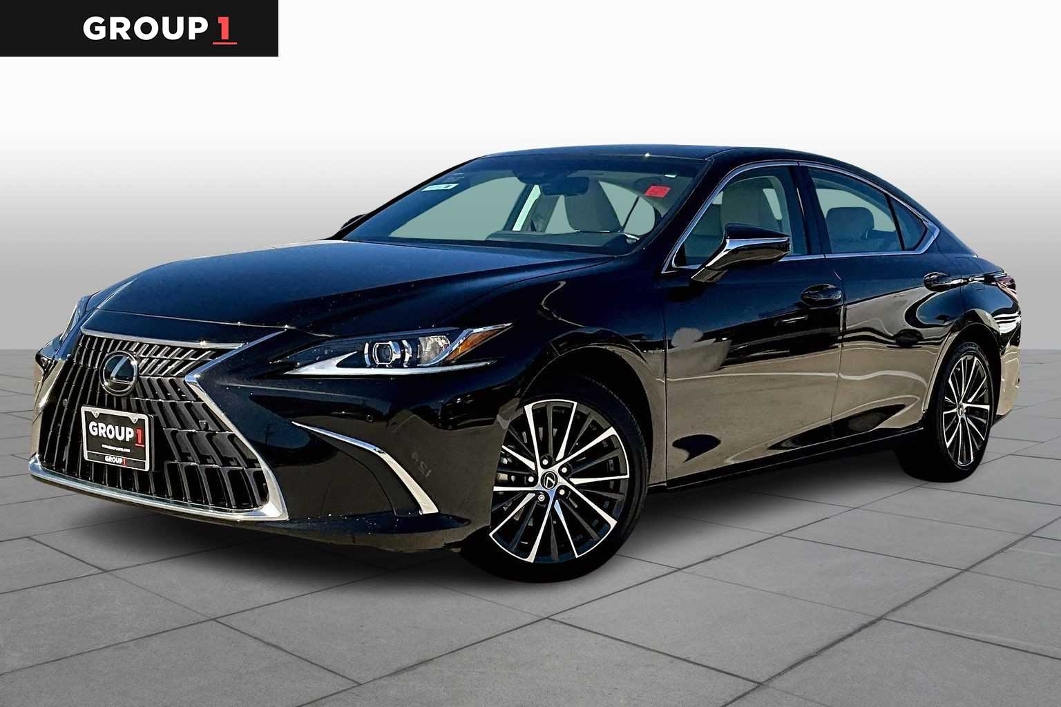 2025 Lexus ES 350's photo