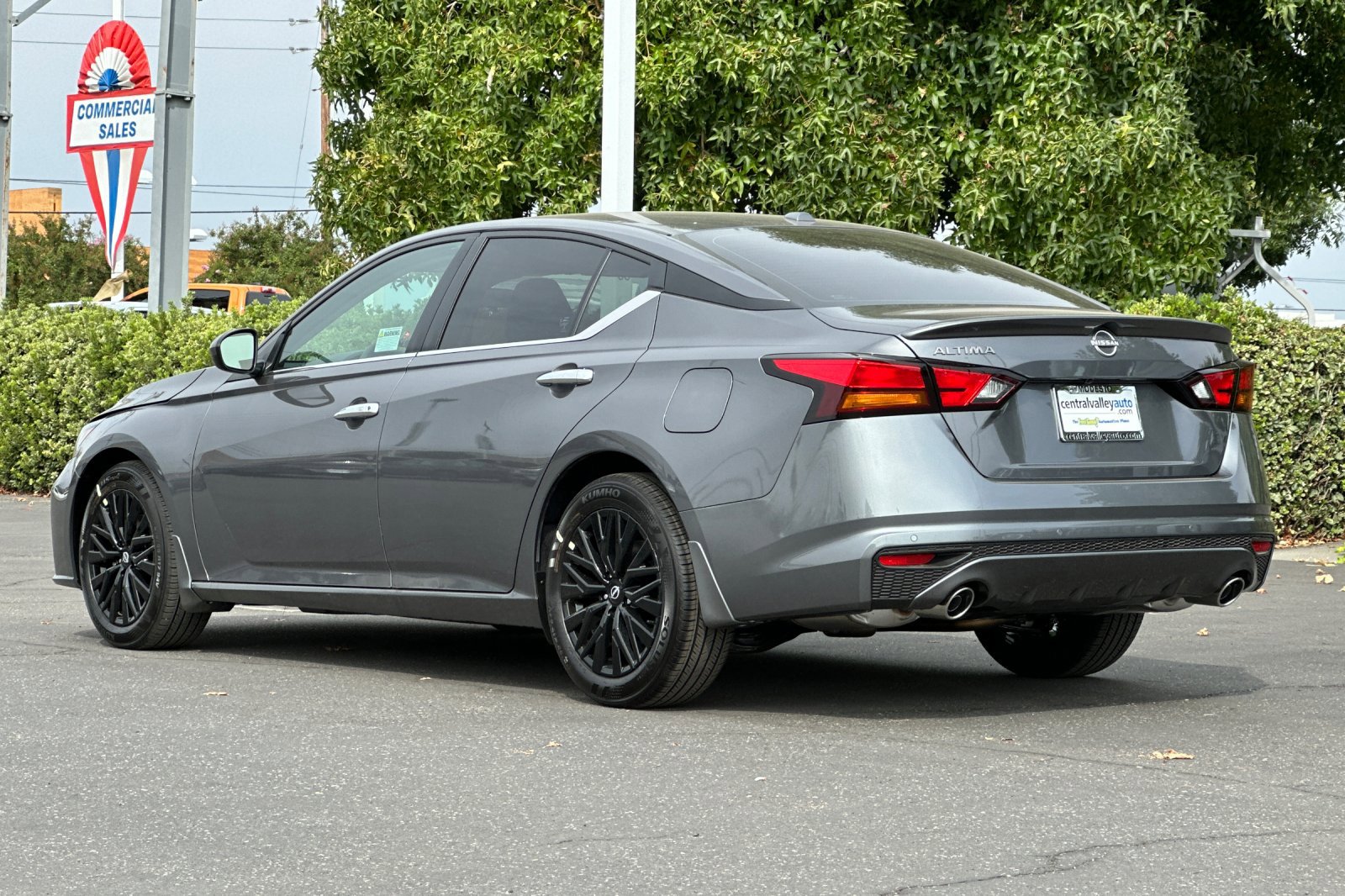 2025 Nissan Altima SV Special Edition photo 4