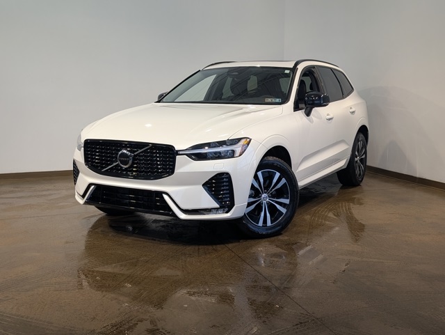 2025 Volvo XC60 Core