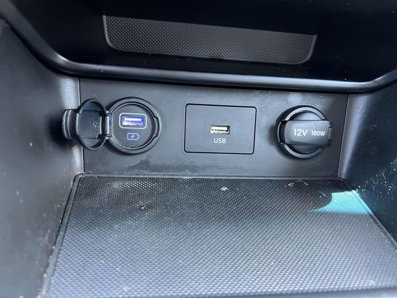 2023 Hyundai Kona SEL photo 25