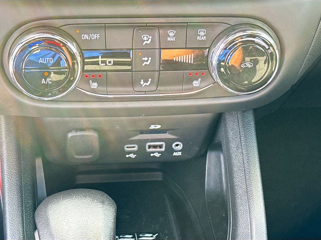 2021 Chevrolet Trailblazer RS photo 16