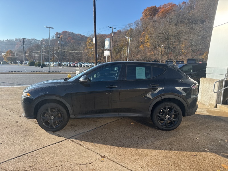 2023 Dodge Hornet GT photo 3