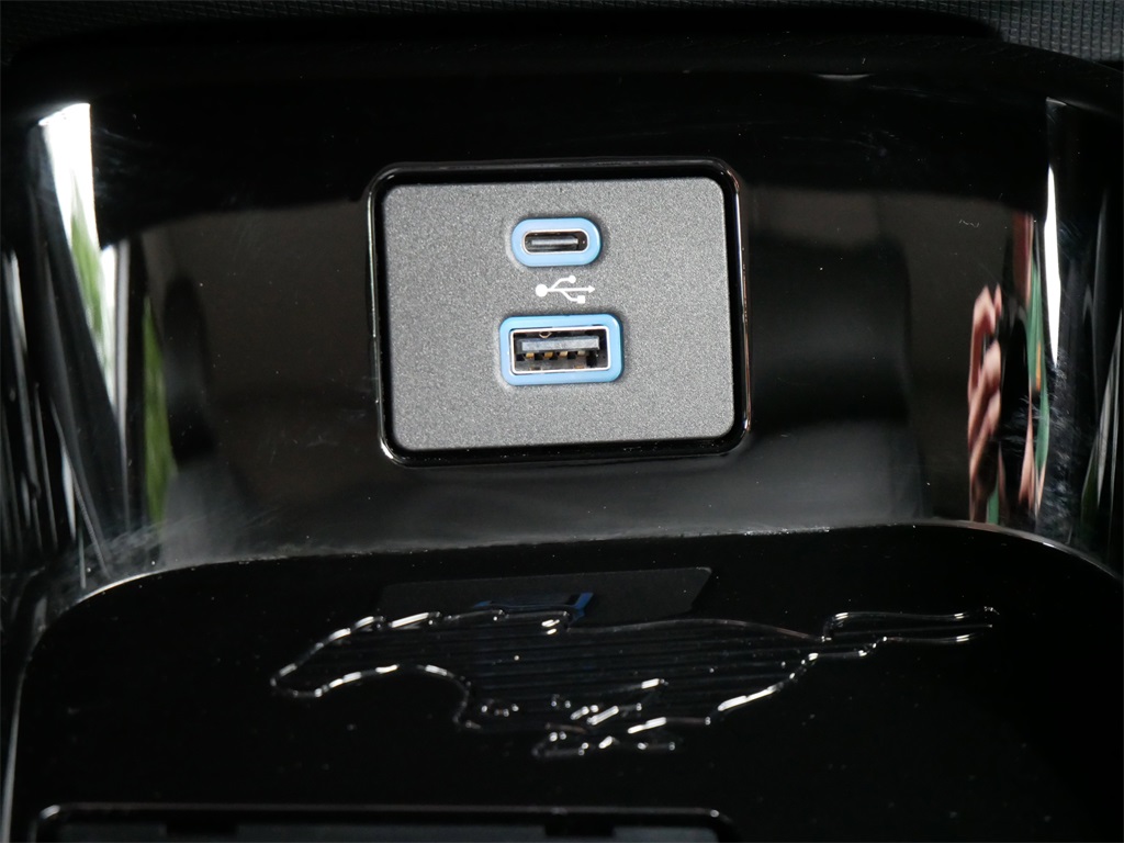 2024 Ford Mustang Mach-E Select photo 19
