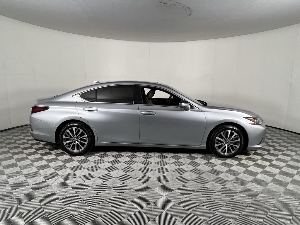 2024 Lexus ES 350 Premium photo 3
