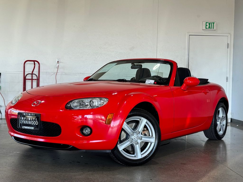 2006 Mazda MX-5 Miata Miata Touring photo 2