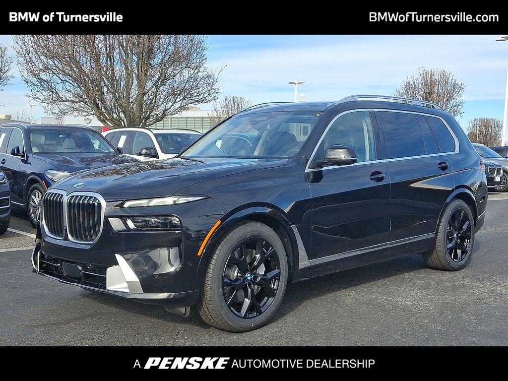 2026 BMW X7 40i's photo