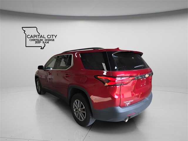 2023 Chevrolet Traverse 1LT photo 2