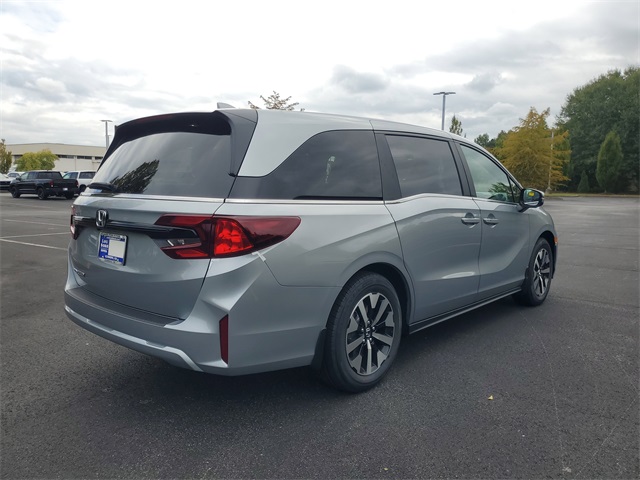 2026 Honda Odyssey EX-L photo 3
