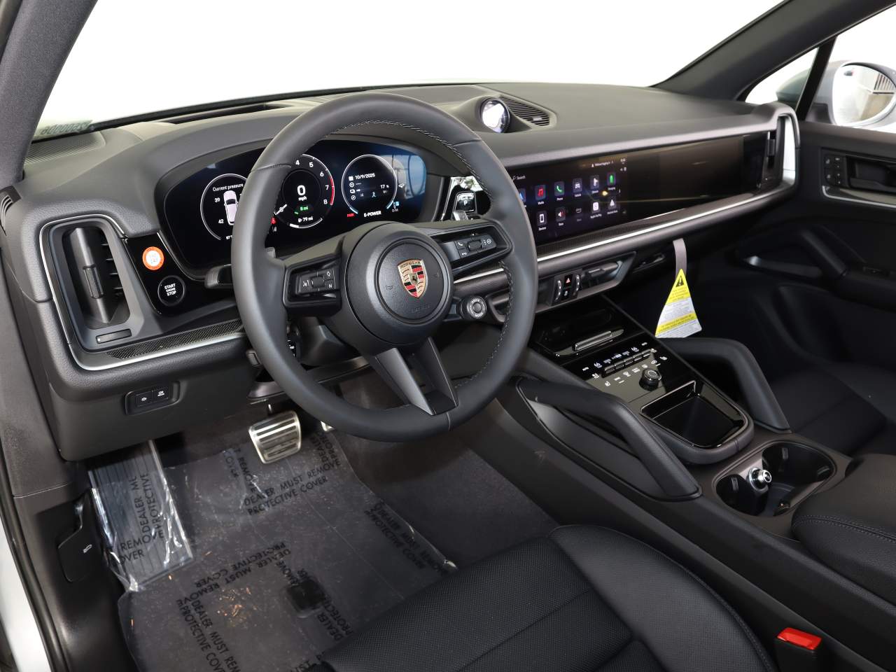 2026 Porsche Cayenne S E-Hybrid photo 4