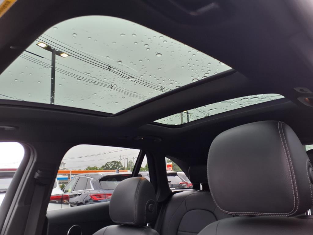 2022 Mercedes Benz GLC 300 4MATIC photo 15