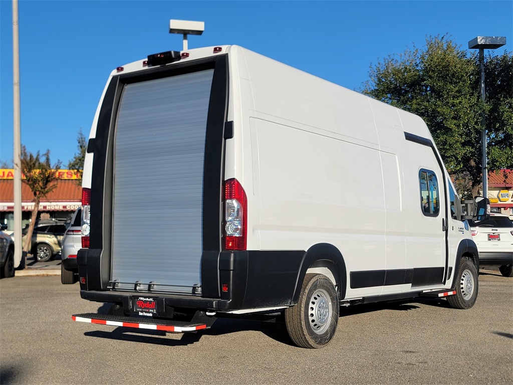2024 Ram ProMaster 3500 photo 4
