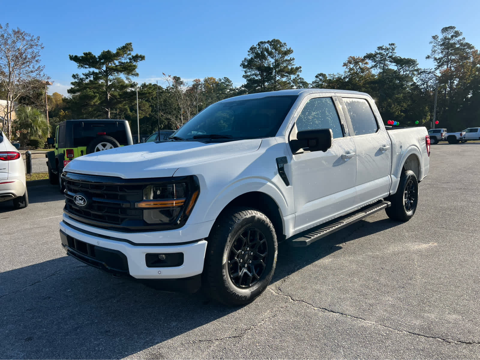 2024 Ford F-150 XLT's photo