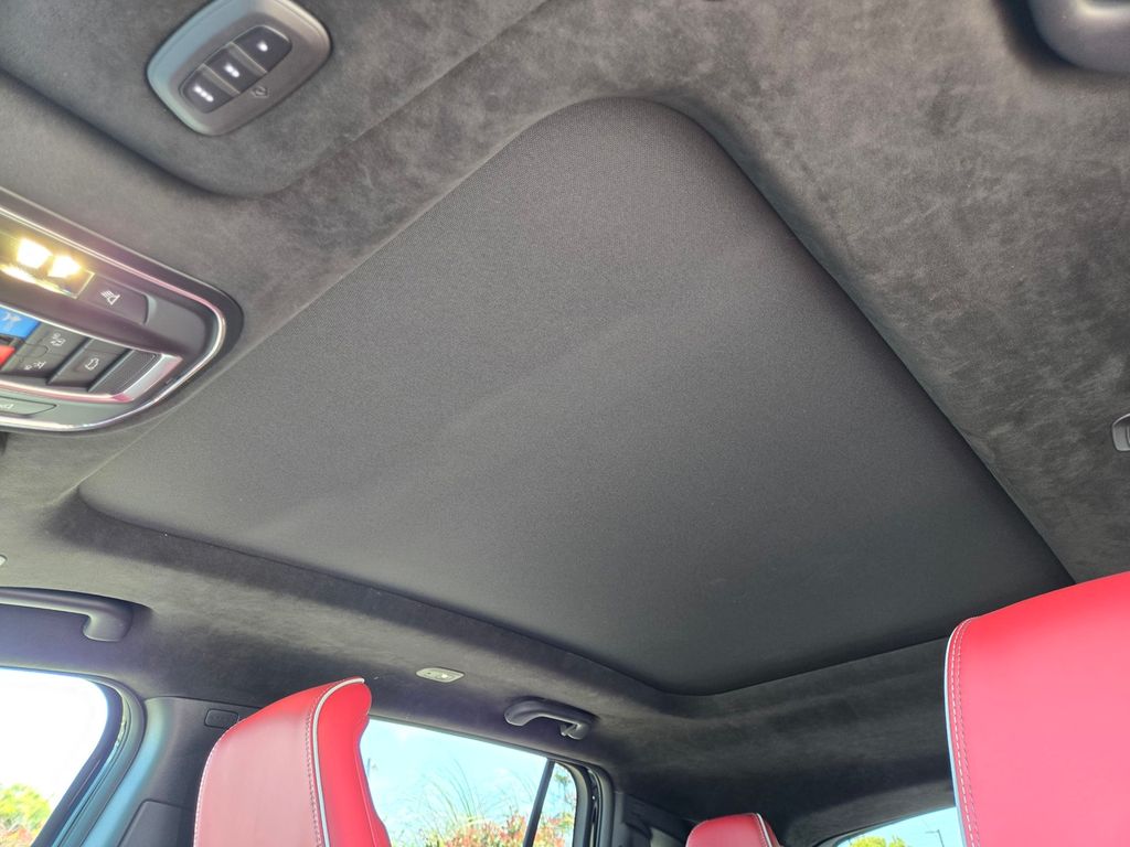2025 Jeep Wagoneer S Launch Edition photo 8