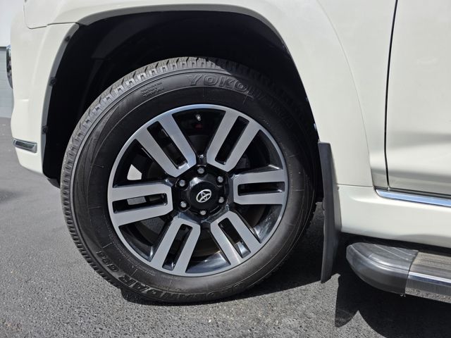 2019 Toyota 4Runner Limited photo 9