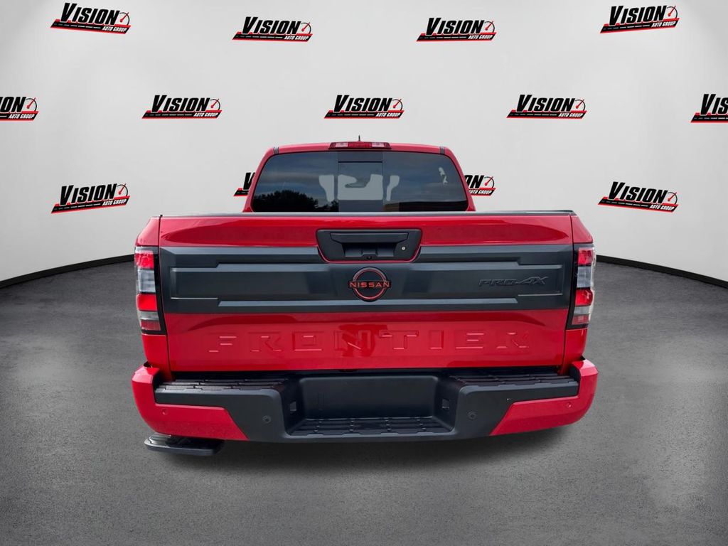 2025 Nissan Frontier PRO-4X photo 5