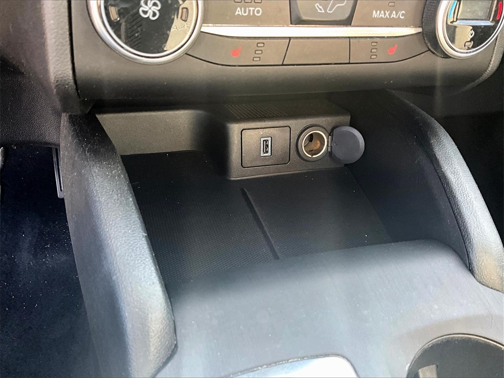 2020 Ford Escape SE photo 25